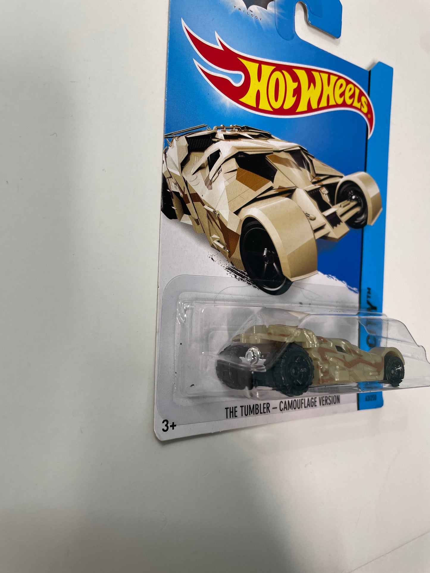 Hot Wheels 1/64 The Tumbler - Camouflage Version Beige
