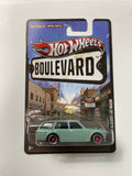 Hot Wheels 1/64 Boulevard ‘71 Datsun Bluebird 510 Wagon Green - Damaged Card