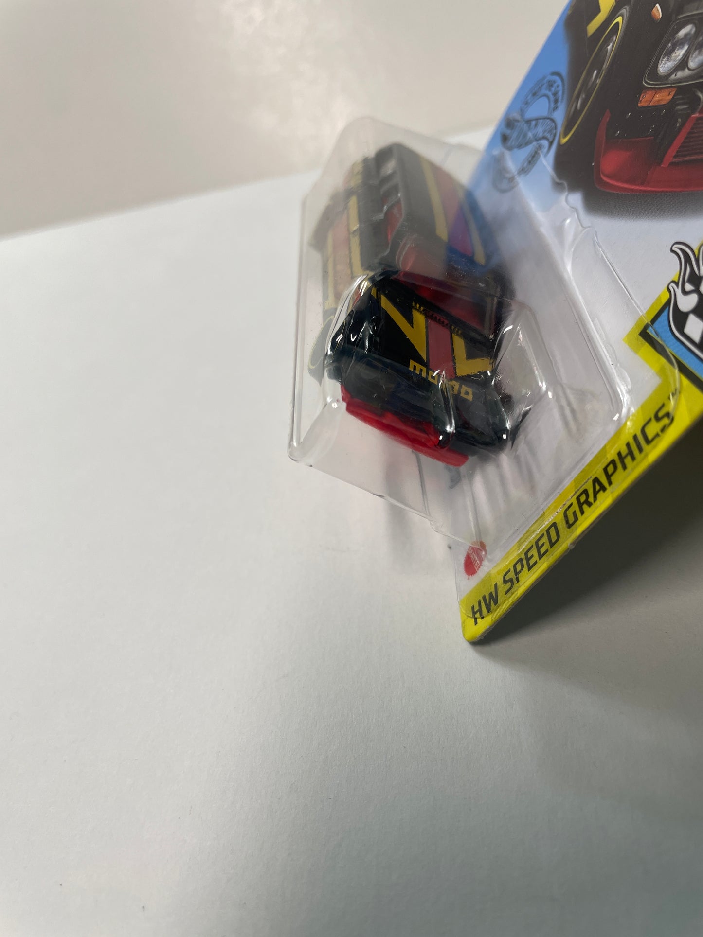 Hot Wheels 1/64 Datsun Bluebird Wagon 510 Momo Black - Damaged Box