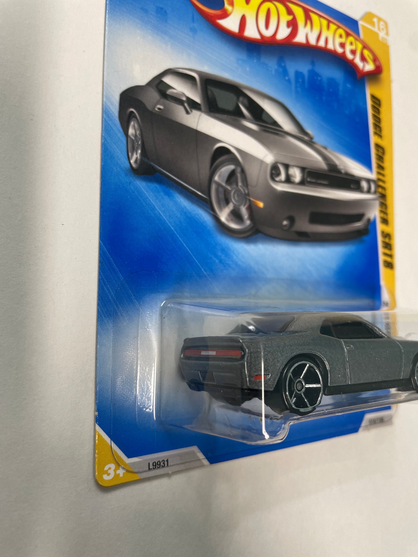 Hot Wheels 1/64 Dodge Challenger SRT8 Grey