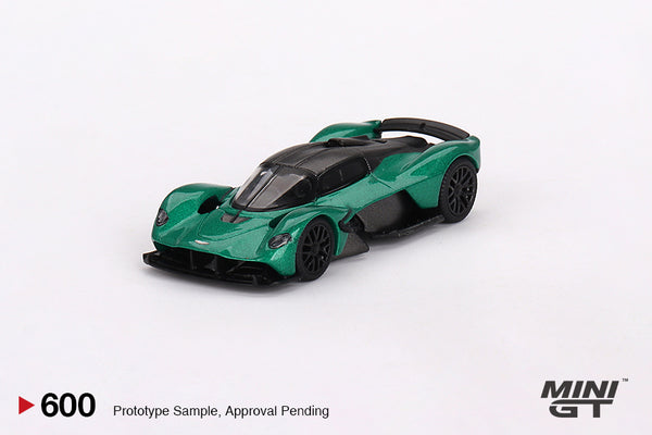 Mini GT 1/64 Aston Martin Valkyrie Aston Martin Racing Green