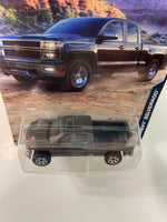 Matchbox 1/64 Chevrolet Trucks ‘14 Chevy Silverado Grey - Damaged Card