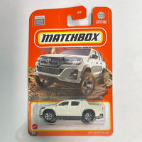 Matchbox 1/64 2018 Toyota Hilux White