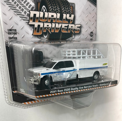 Greenlight 1/64 Dually Drivers 2021 Ram 3500 Dually Tire Service Truck - Goodyear White