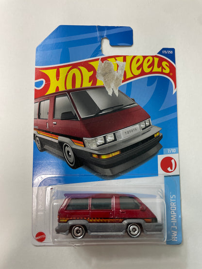 Hot Wheels 1/64 1986 Toyota Van Red - Damaged Box