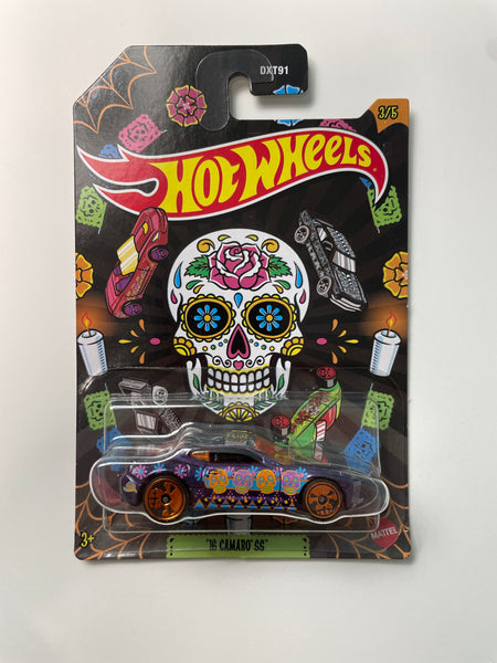 Hot Wheels 1/64 Dia De Los Muertos ‘16 Camaro SS Purple - Damaged Card