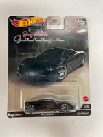 Hot Wheels 1/64 Car Culture Jay Leno’s Garage McLaren F1 Black - Damaged Card