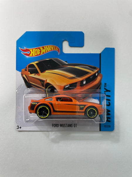 Hot Wheels 1/64 Ford Mustang GT Short Card Orange