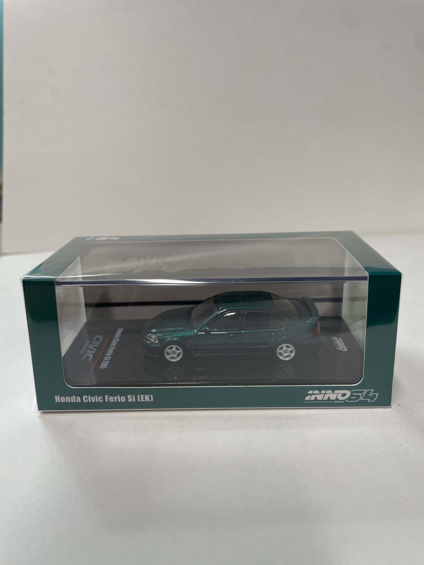 Inno64 1/64 Honda Civic Ferio Si (EK) Green- IN64-EKS-GREEN