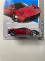 Hot Wheels 1/64 Pagani Huayra Red - Damaged Card