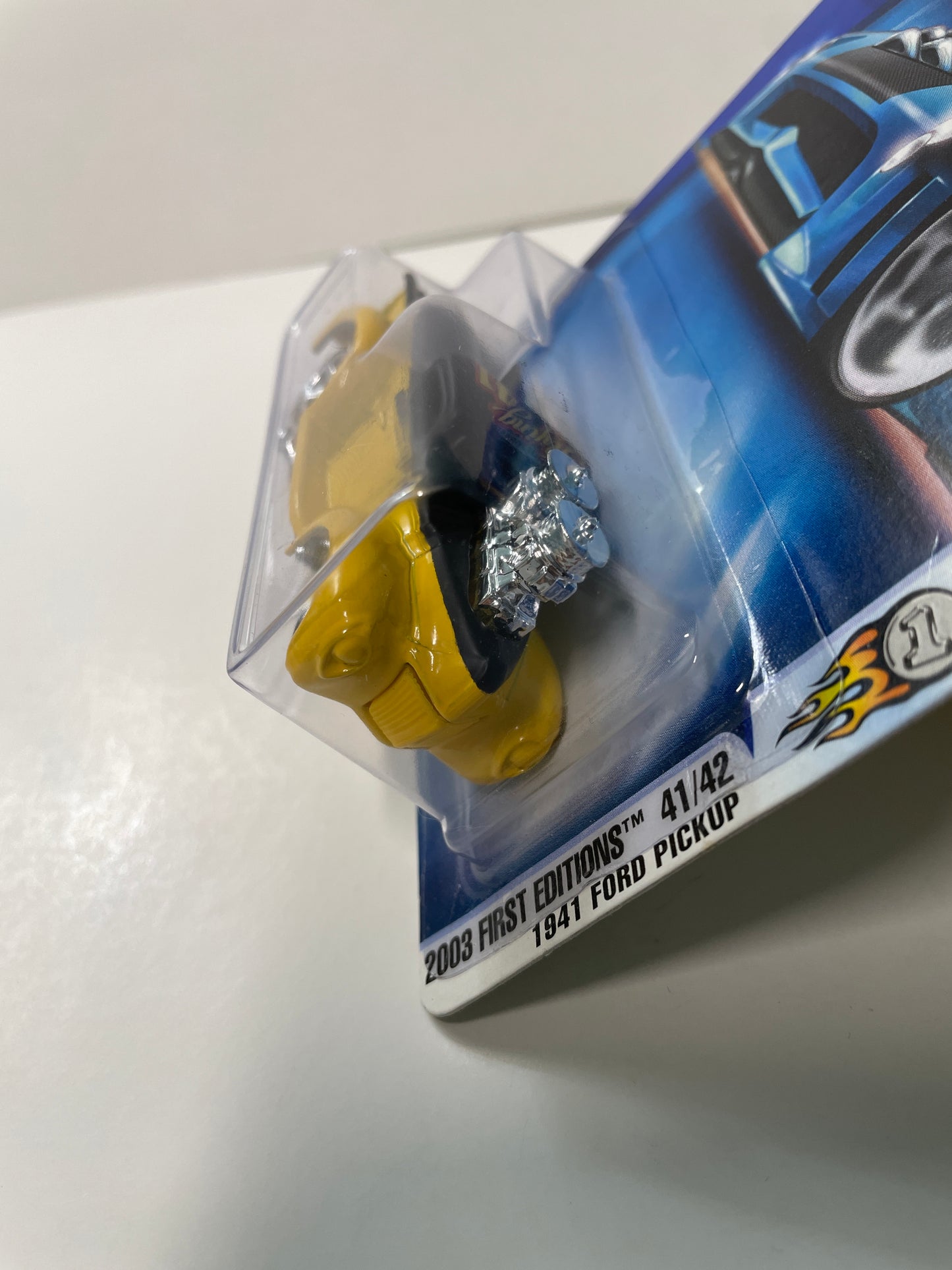 Hot Wheels 1/64 1941 Ford Pickup Yellow & Black - Damaged Box