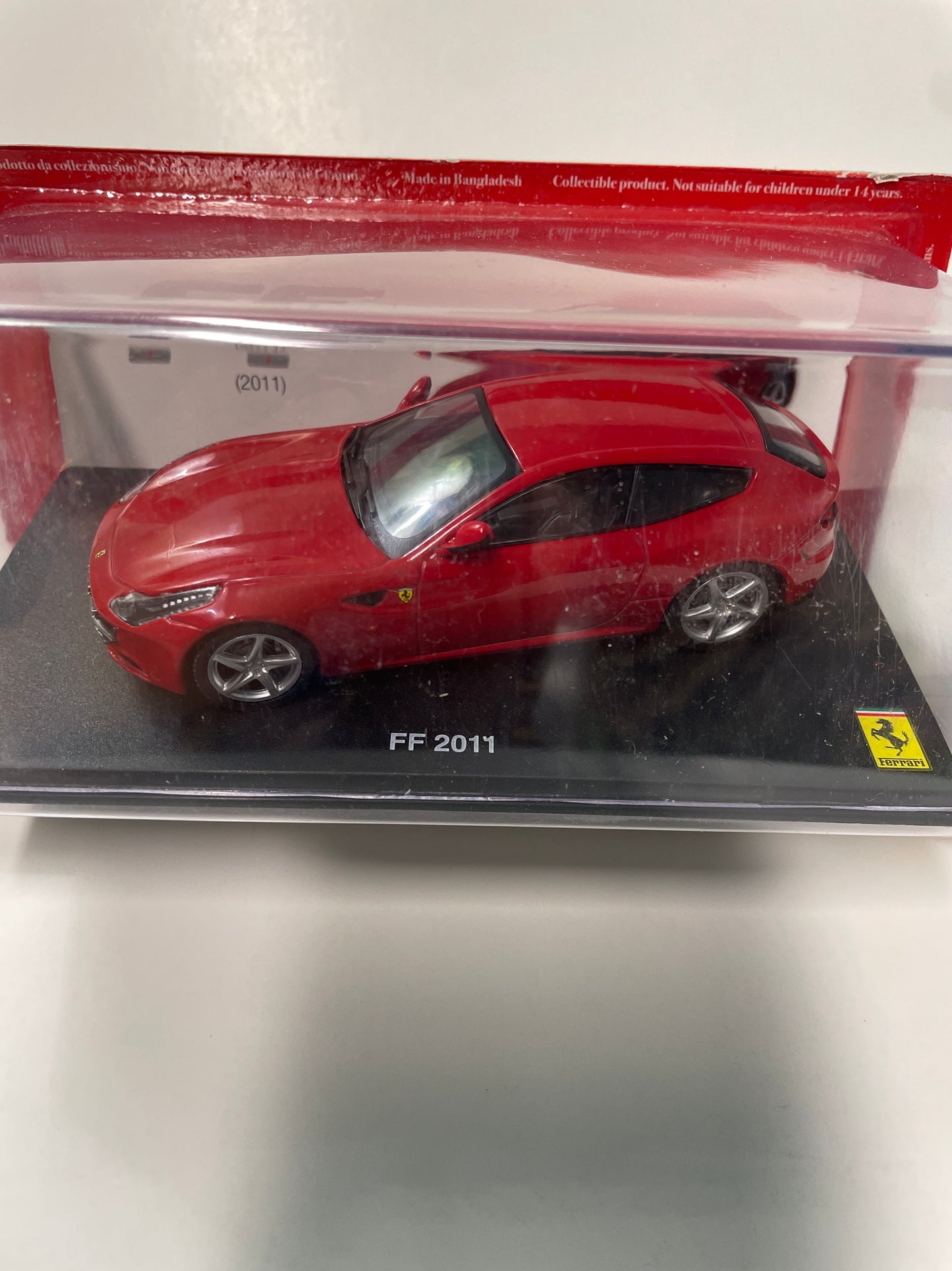 Altaya 1/43 Ferrari FF 2011 Red