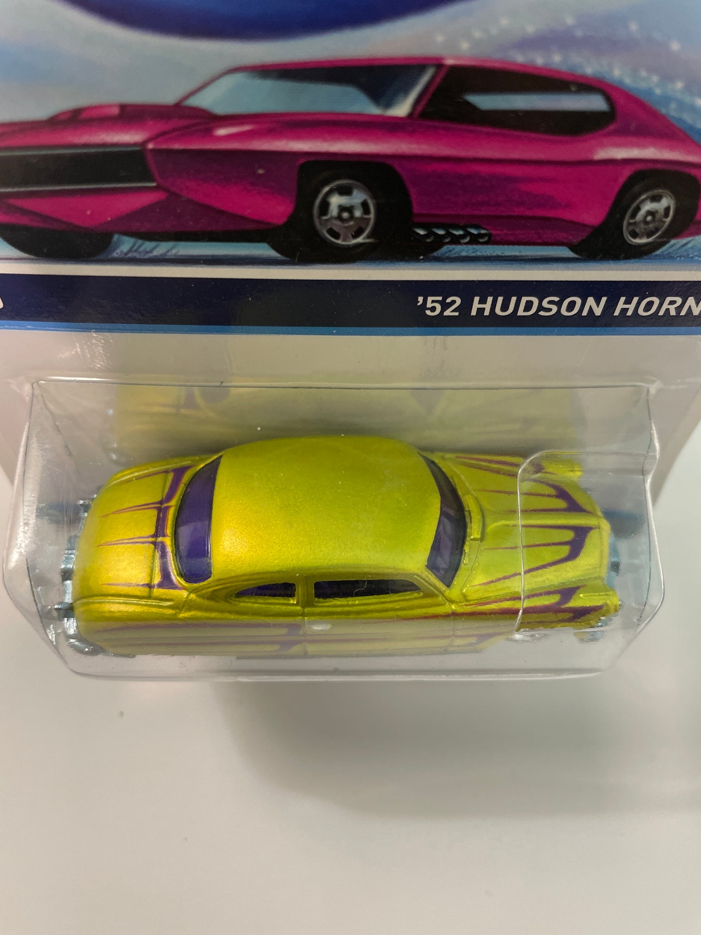 Hot Wheels 1/64 Cool Classics ‘52 Hudson Hornet Green - Damaged Card