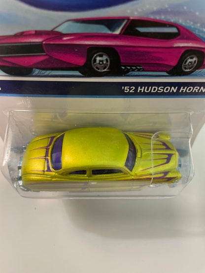 Hot Wheels 1/64 Cool Classics ‘52 Hudson Hornet Green - Damaged Card