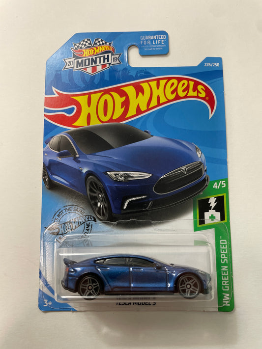 Hot Wheels 1/64 Tesla Model S Blue - Damaged Box