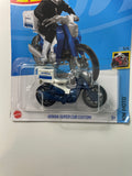 Hot Wheels 1/64 Honda super Cub Custom Blue - Damaged Card