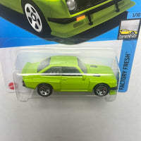 Hot Wheels 1/64 Ford Escort RS2000 Green