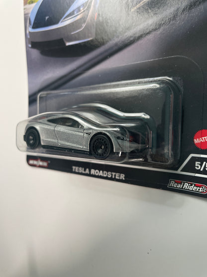 Hot Wheels 1/64 Car Culture American Scene Tesla Roadster Silver