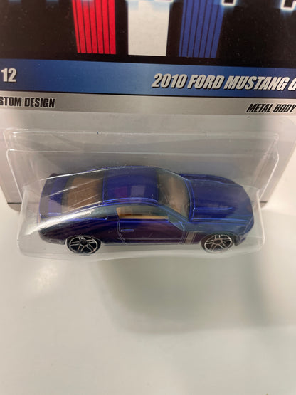 Hot Wheels 1/64 Mustang Mania 2010 Ford Mustang GT Blue - Damaged Card