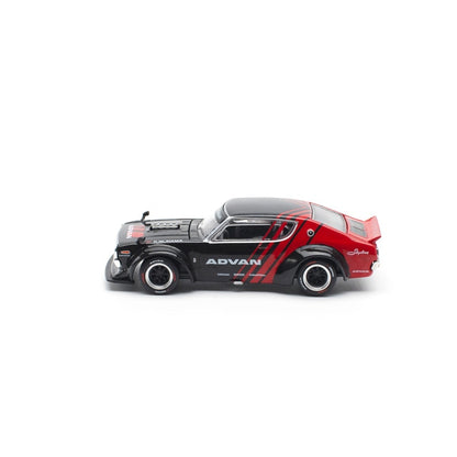 Pop Race 1/64 Nissan Skyline KPGC110 (Kenmeri) Advan Black & Red
