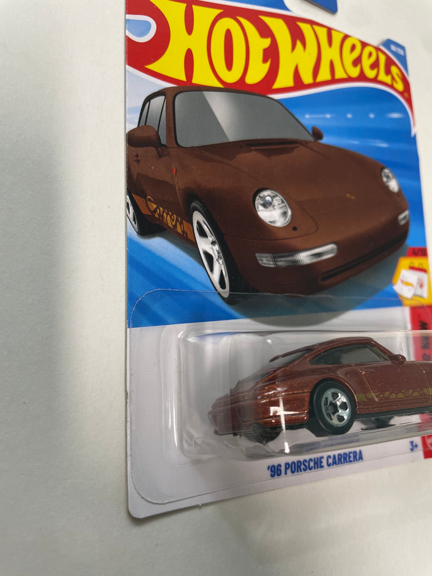 Hot Wheels 1/64 ‘96 Porsche Carrera Brown - Damaged Box