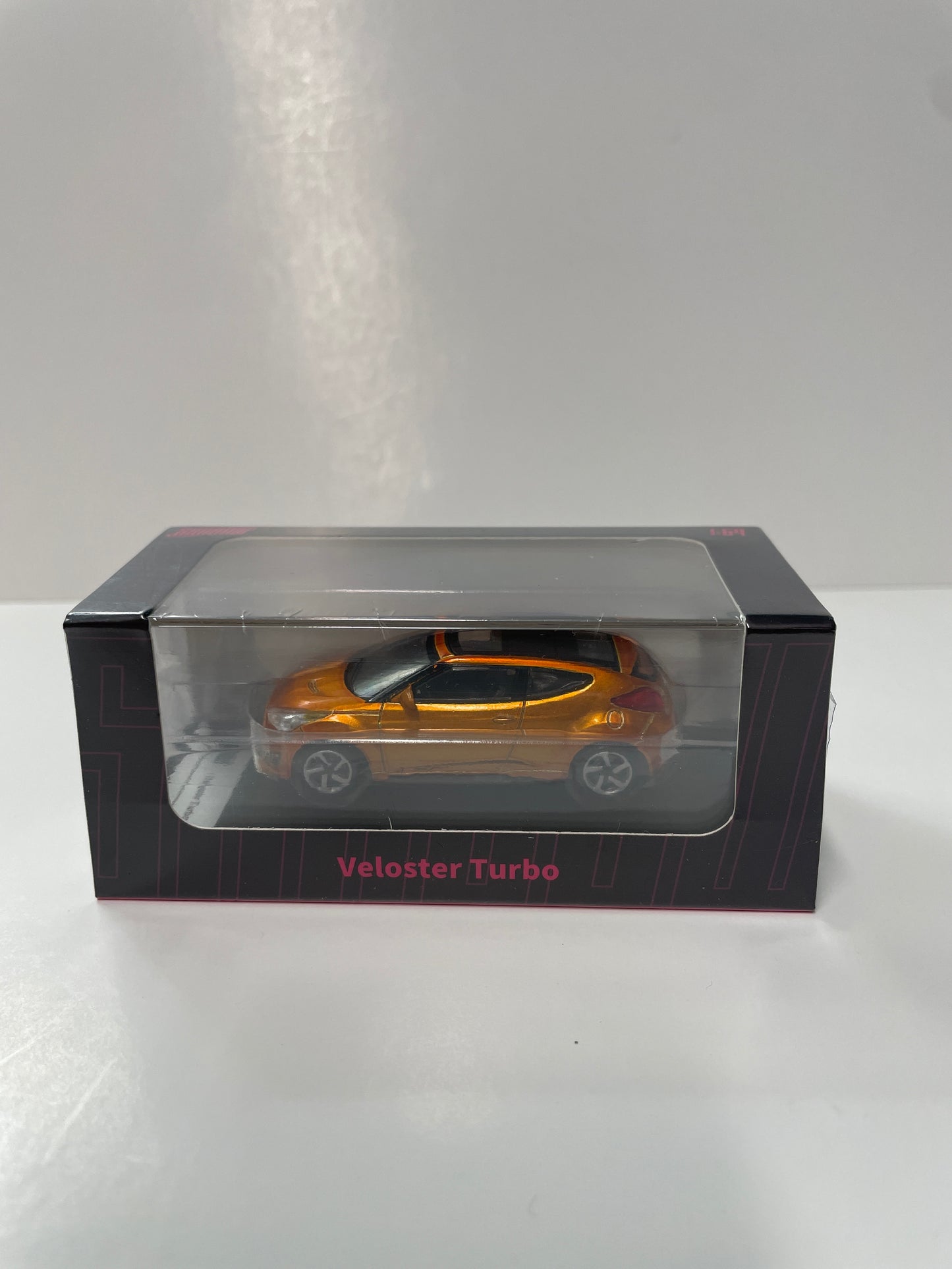 Shadow 1/64 Hyundai Veloster Turbo Orange