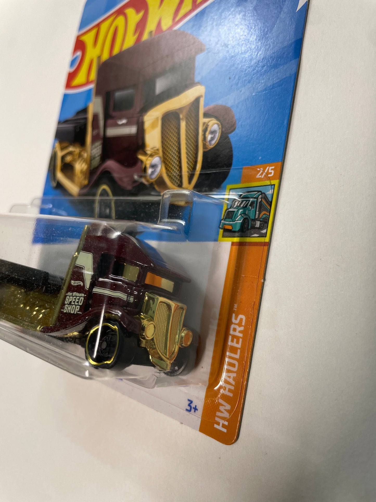 Hot Wheels 1/64 Fast-Bed Hauler Brown