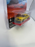 Greenlight 1/64 Hollywood Thelma & Louise 1984 Dodge Diplomat Taxi Yellow