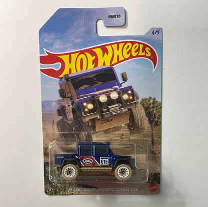 Hot Wheels 1/64 Baja 4x4 ‘15  Land Rover Defender Double Cab Blue