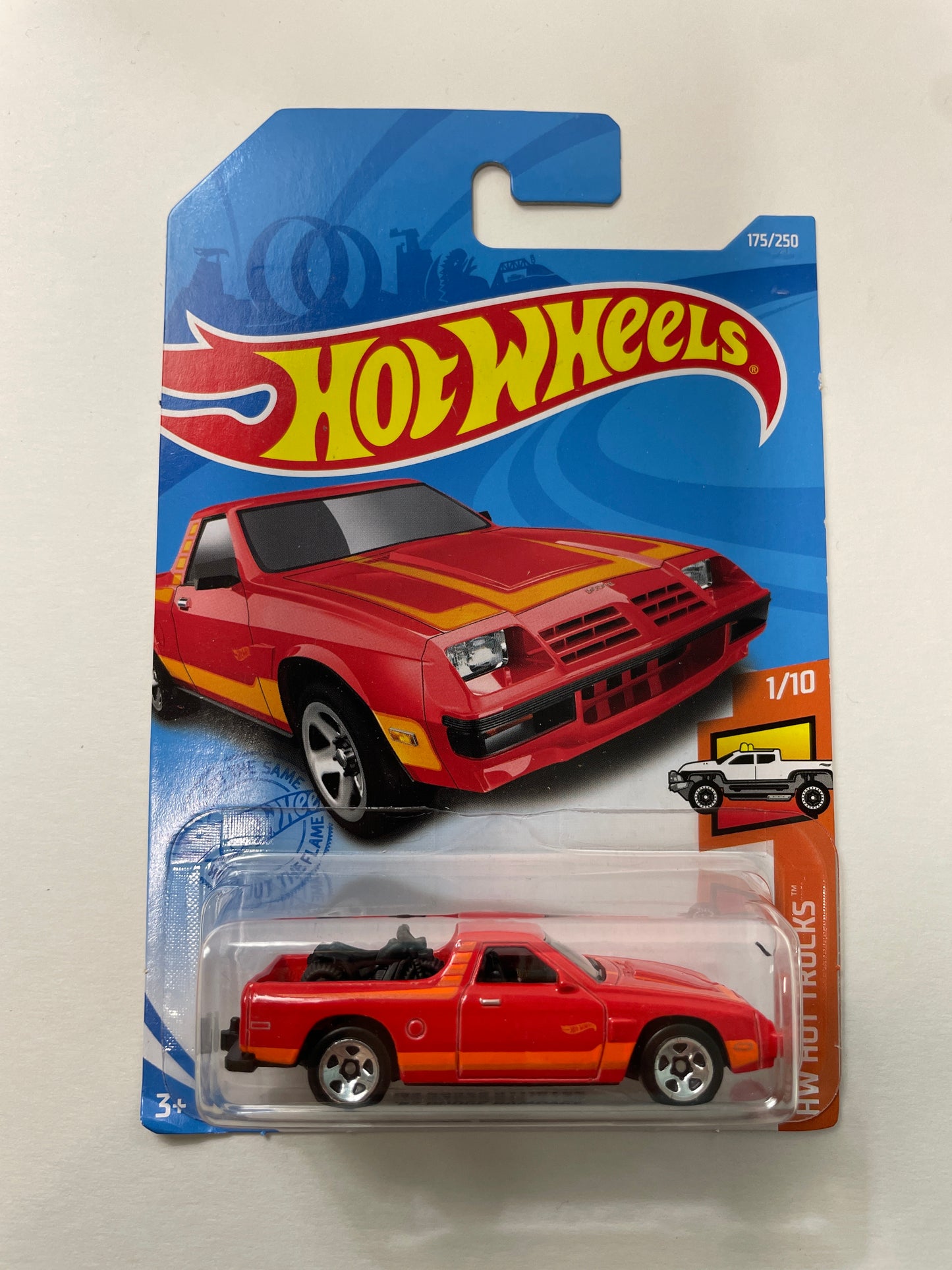 Hot Wheels 1/64 ‘82 Dodge Rampage Red - Damaged Box