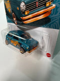 Hot Wheels 1/64 Custom ‘70 Honda N600 Blue & Orange