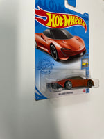 Hot Wheels 1/64 McLaren Speedtail Orange