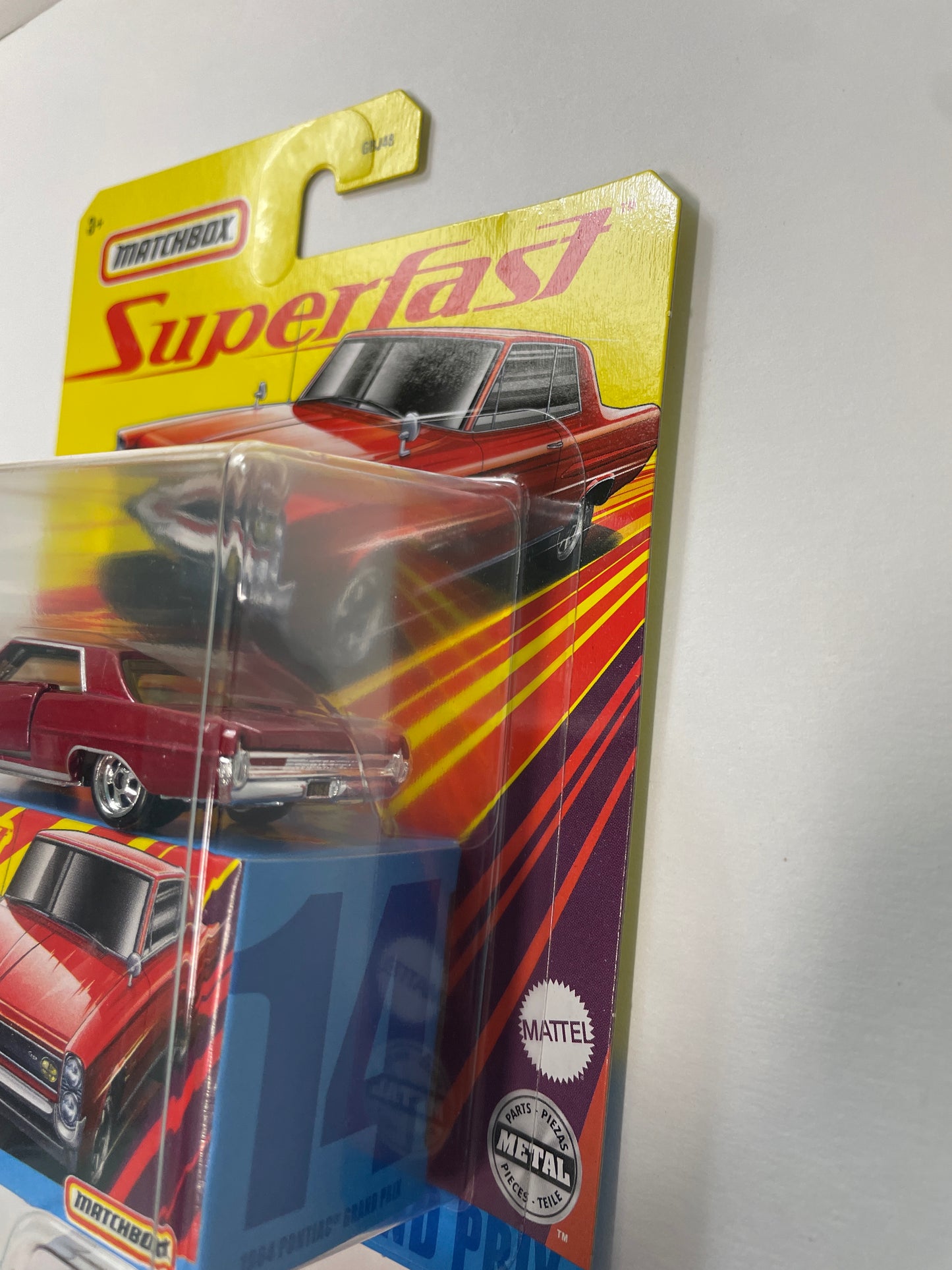 Matchbox Superfast 1/64 1964 Pontiac Grand Prix Red - GNY10
