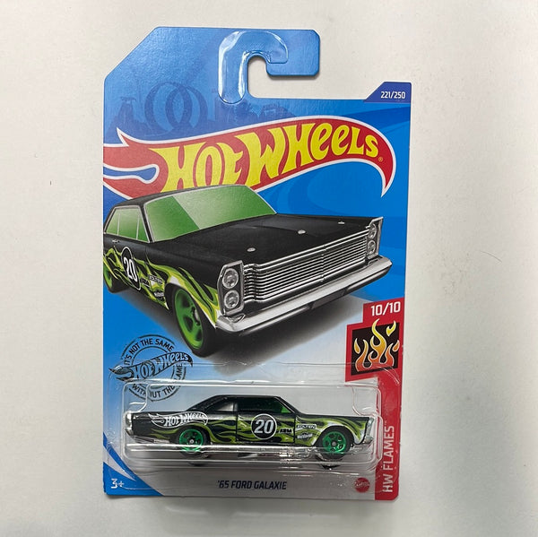 Hot Wheels 1/64 ‘65 Ford Galaxie Black & Green