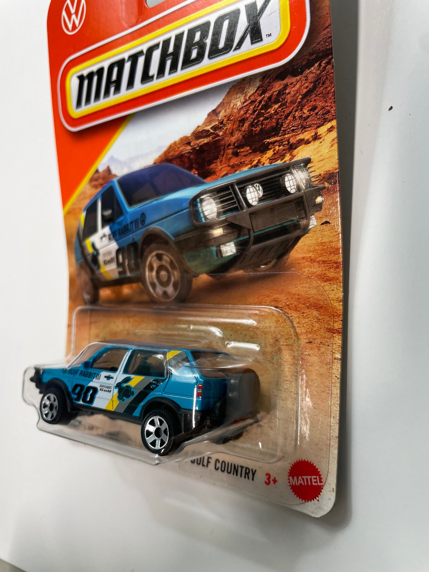 Matchbox 1/64 ‘90 Volkswagen Golf Country Blue