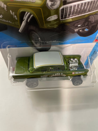 Hot Wheels 1/64 ‘55 Chevy Bel Air Gasser Triassic-Five green - Damaged Box