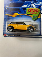 Hot Wheels 1/64 2001 Mini Cooper “5SP Wheels” Yellow