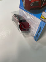 Hot Wheels 1/64 Alfa Romeo 8C Competizione Red - Damaged Card