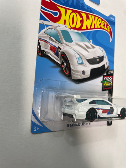 Hot Wheels 1/64 ‘16 Cadillac ATS-V R White - Damaged Box