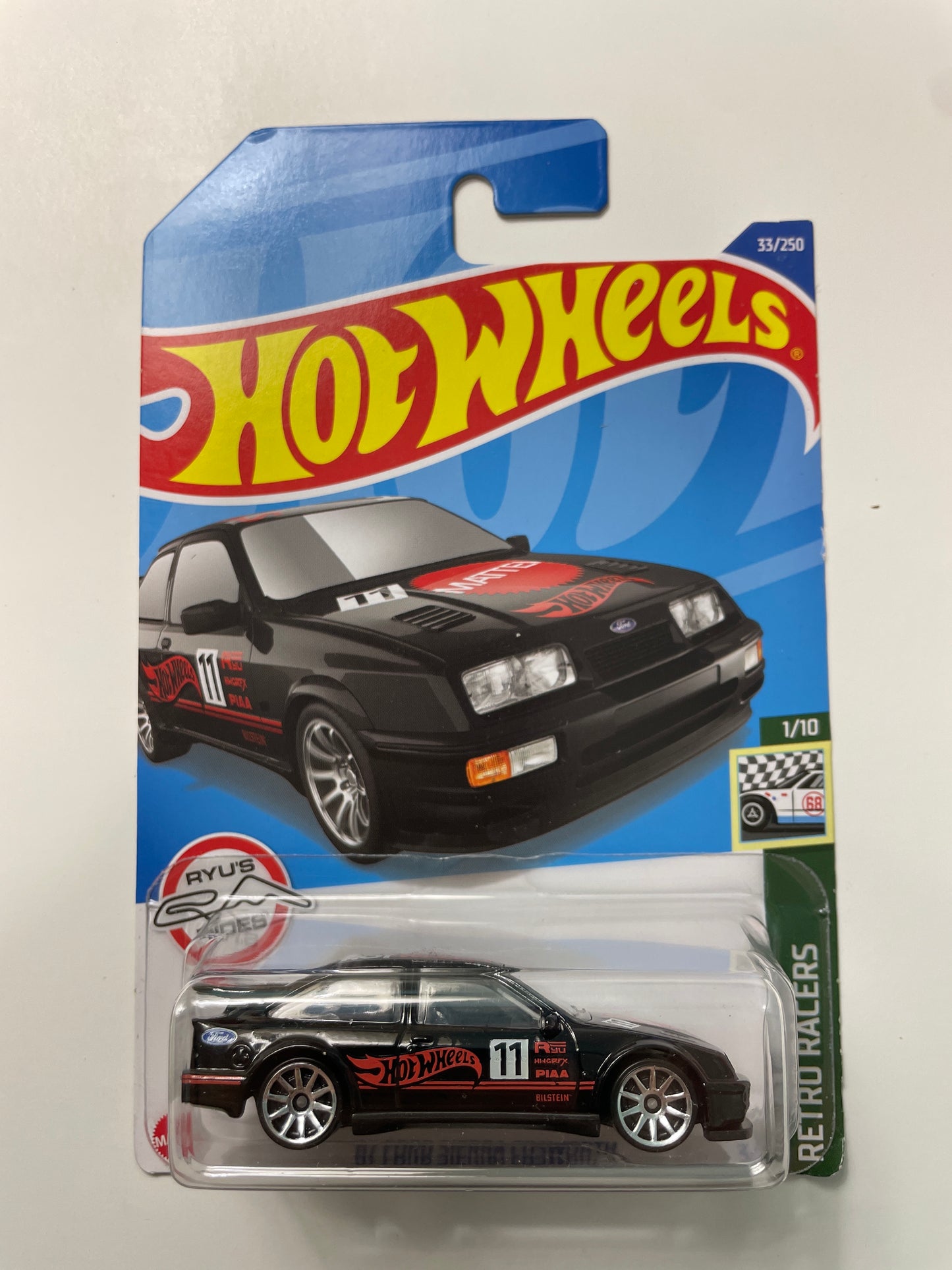 Hot Wheels 1/64 ‘87 Ford Sierra Cosworth Black - Damaged Box