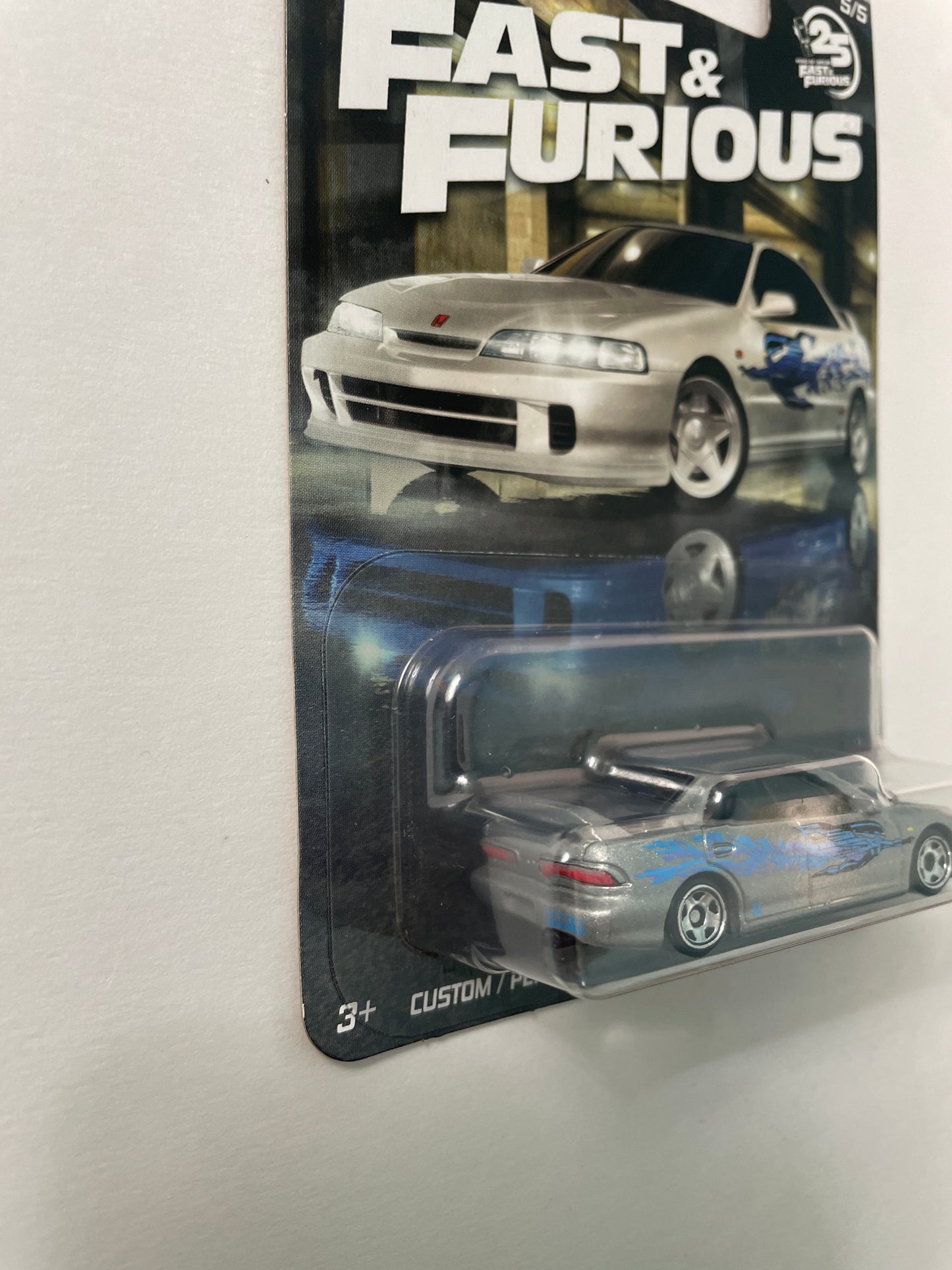 Hot Wheels 1/64 Silver Series Graphic Remix Fast & Furious Custom/ Personnalise Acura Integra Sedan GSR Silver - JBY45 - Damaged Box