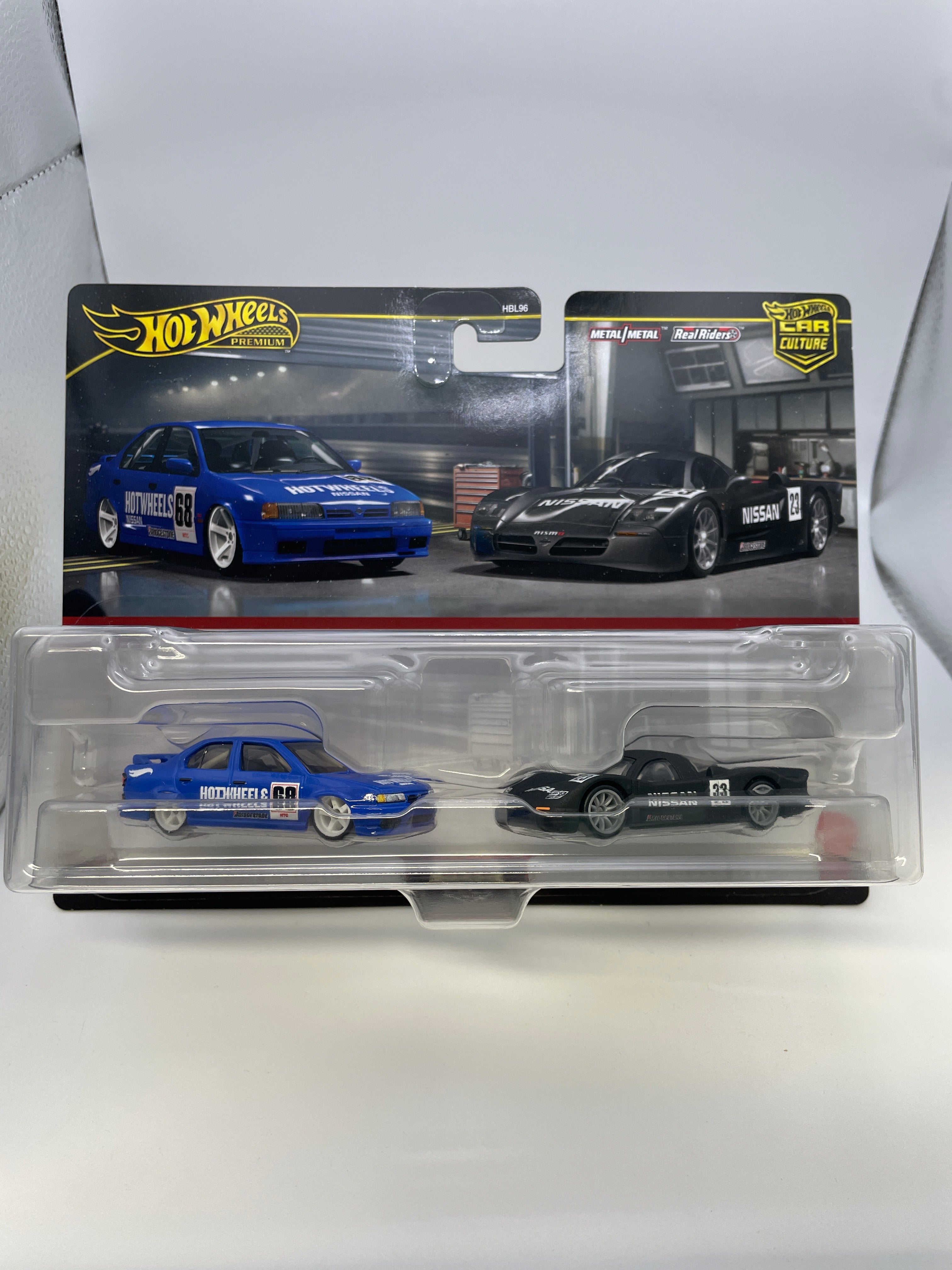 Hot Wheels 1/64 Car Culture Premium 2 Pack '94 Nissan Primera Hot Wheels 1/64 Car Culture Premium 2 Pack '94 Nissan Primera
