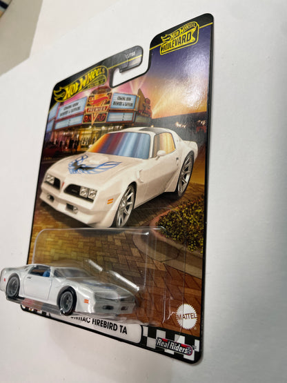 Hot Wheels 1/64 2025 Boulevard Mix D '77 Pontiac Firebird TA White - JBL28