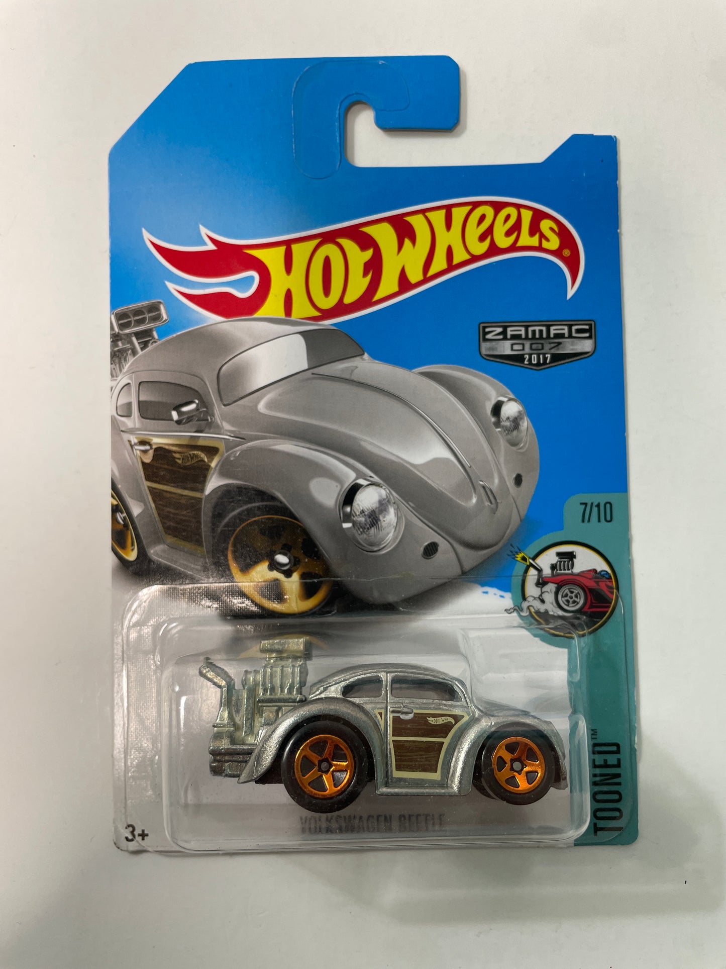 Hot Wheels 1/64 Zamac Volkswagen Beetle - Damaged Box