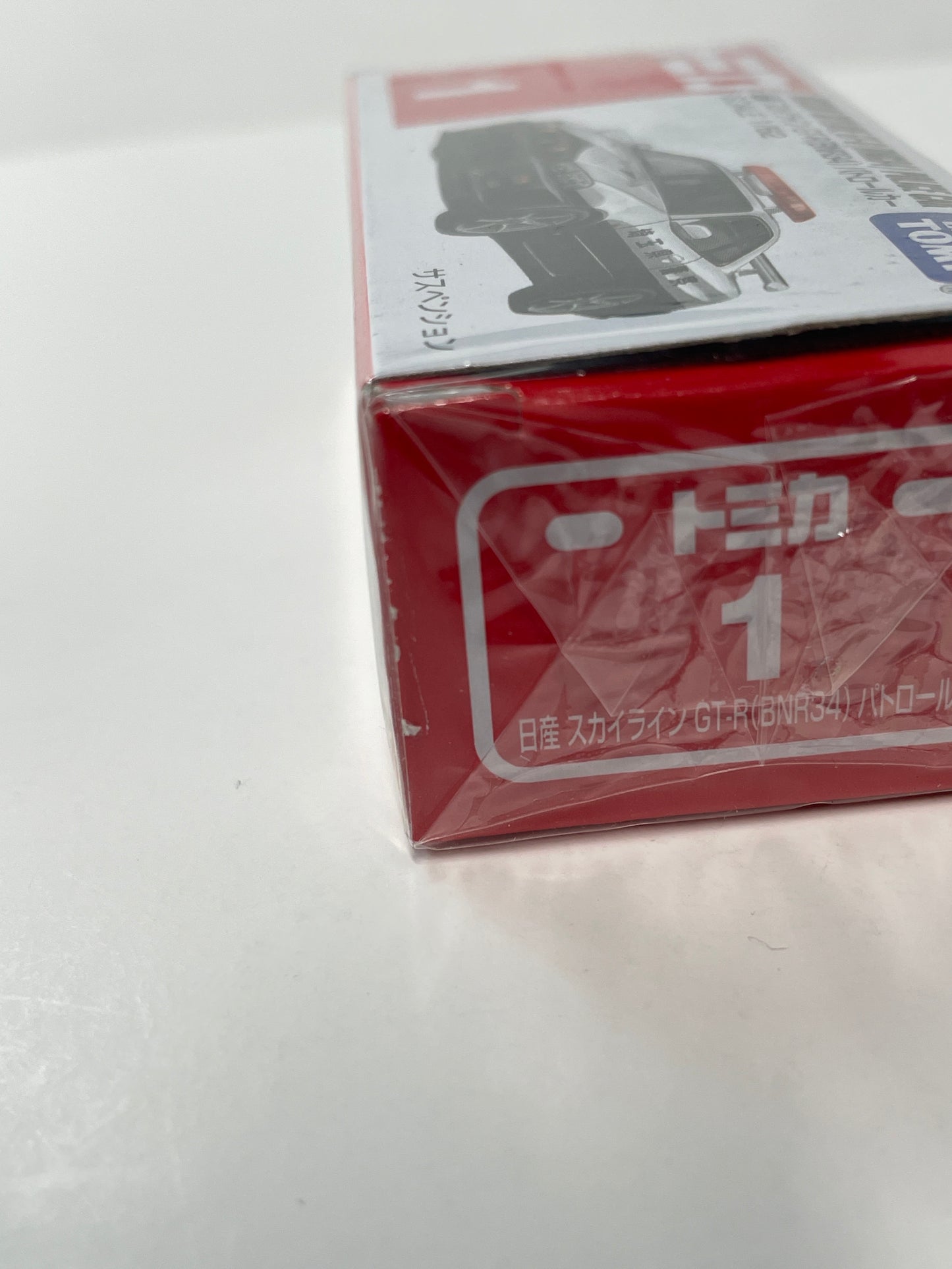 Tomica 1/62 #1 Nissan Skyline GT-R (BNR34) Police Car White & Black - 17486 - Damaged Box