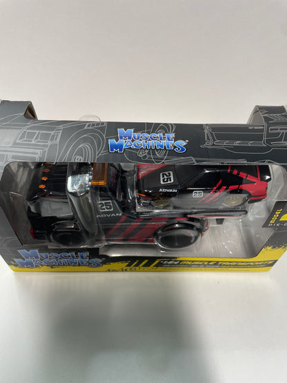 Muscle Machines 1/64 Muscle Transports JDM Flatbed / 1983-85 Toyota Trueno Sprinter (AE86) Red & Black - 11557