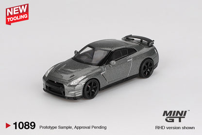 Mini GT 1/64 Nissan GT-R Nismo R35 CRS Version Dark Metal Gray - MGT01089