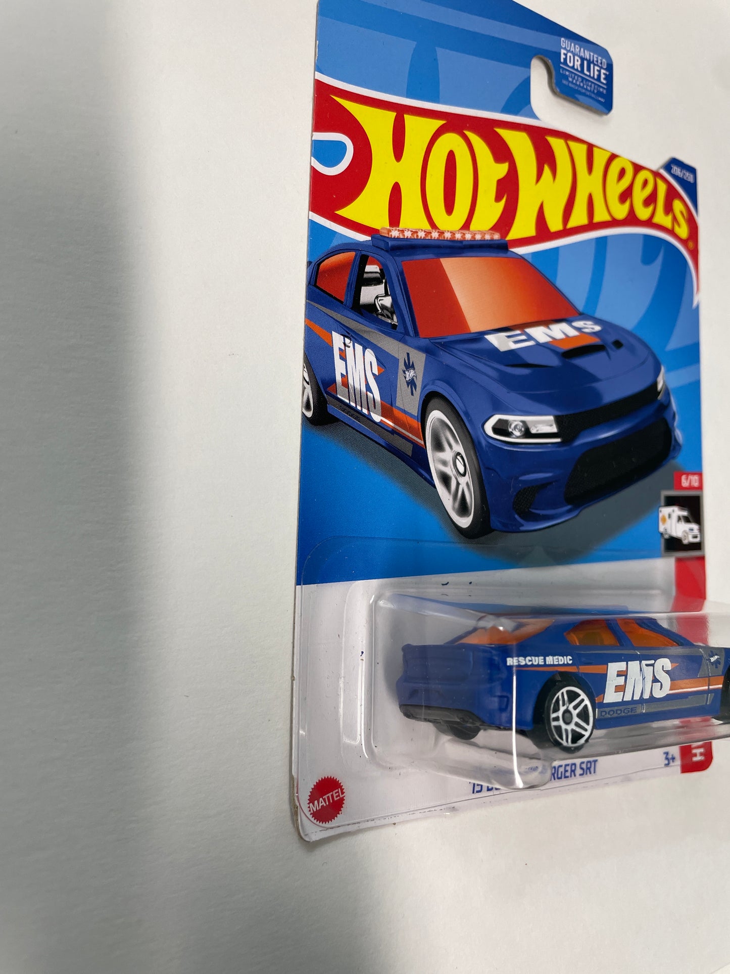 Hot Wheels 1/64 ‘15 Dodge Charger SRT Blue - Damaged Box