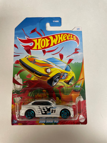 Hot Wheels Spring 2016 BMW M2 - Damaged Card