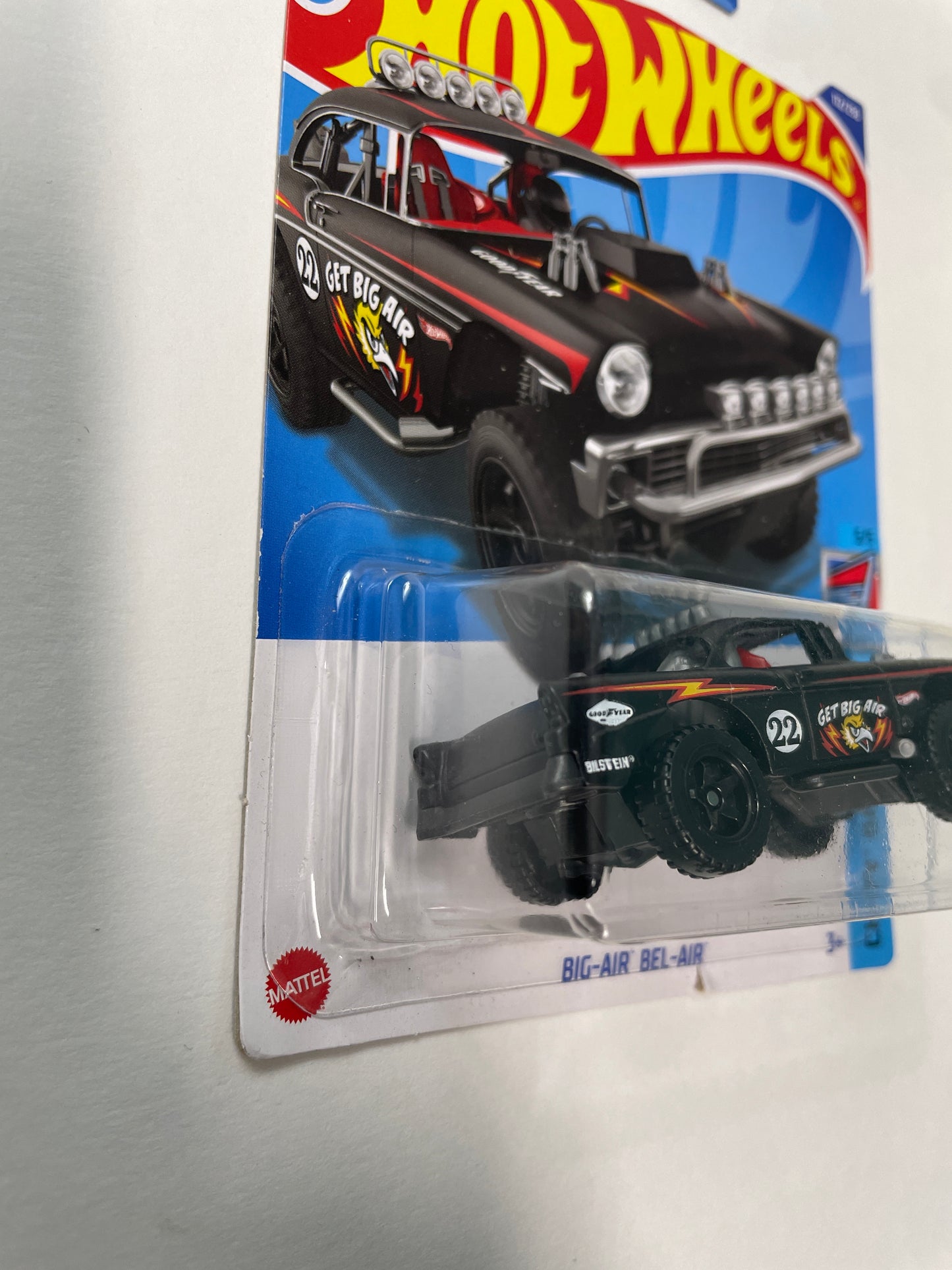 Hot Wheels 1/64 Big-Air Bel-Air Black - Damaged Box